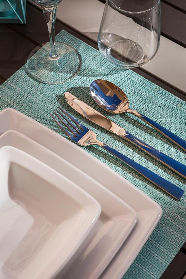 Apartment Lilly, Apartment With Communal Pool, 10 Meters From Sea サミ エクステリア 写真
